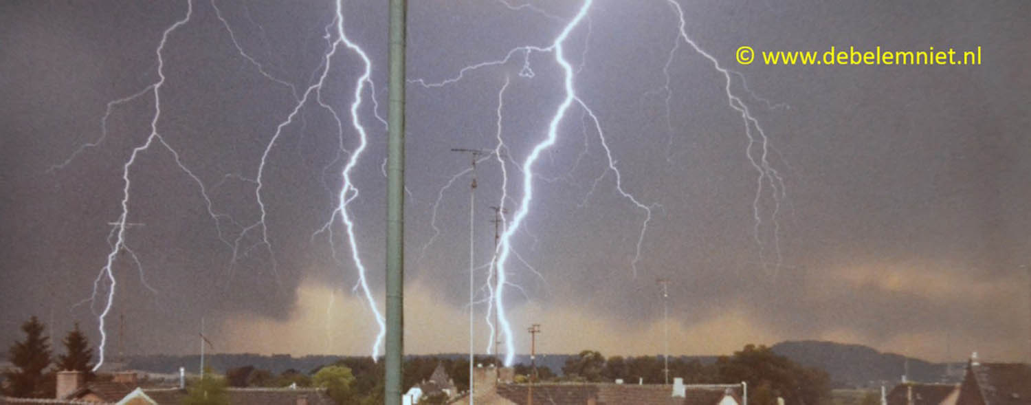 bliksem - bliksemschichten Maasdal
